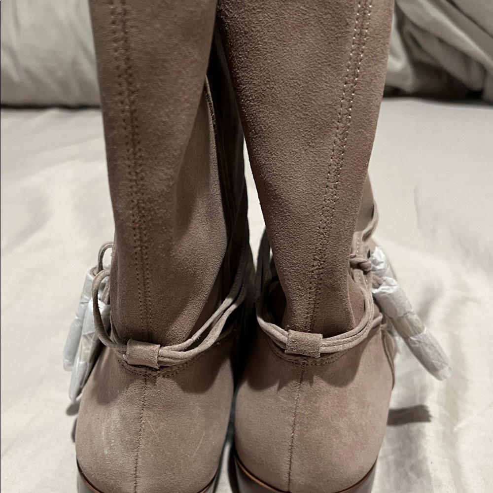 Land’s End tan suede boots size 10B - Picture 4 of 10